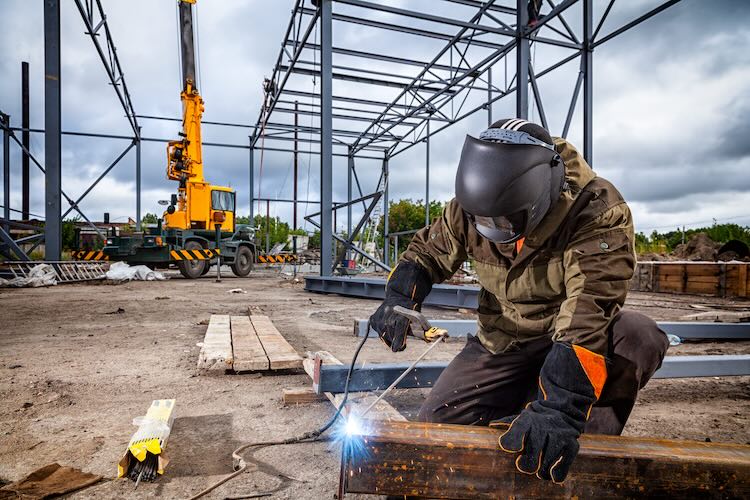 welders-insurance-on-site Welder with welders insurance on site