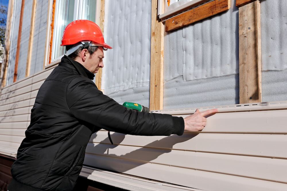 cladding-installation Insured cladding installer installing cladding